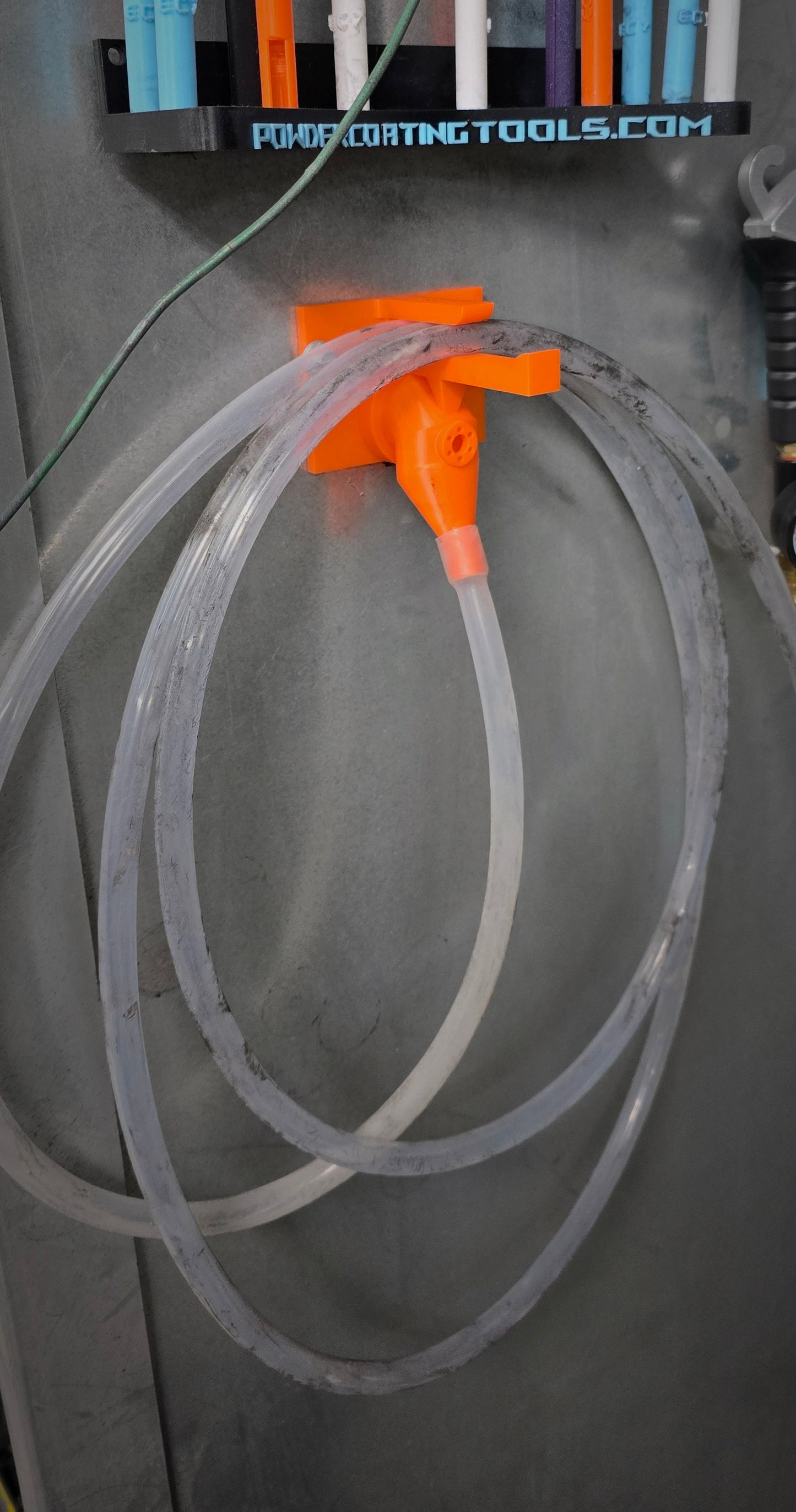 Booth Vacuum hose Passthrough