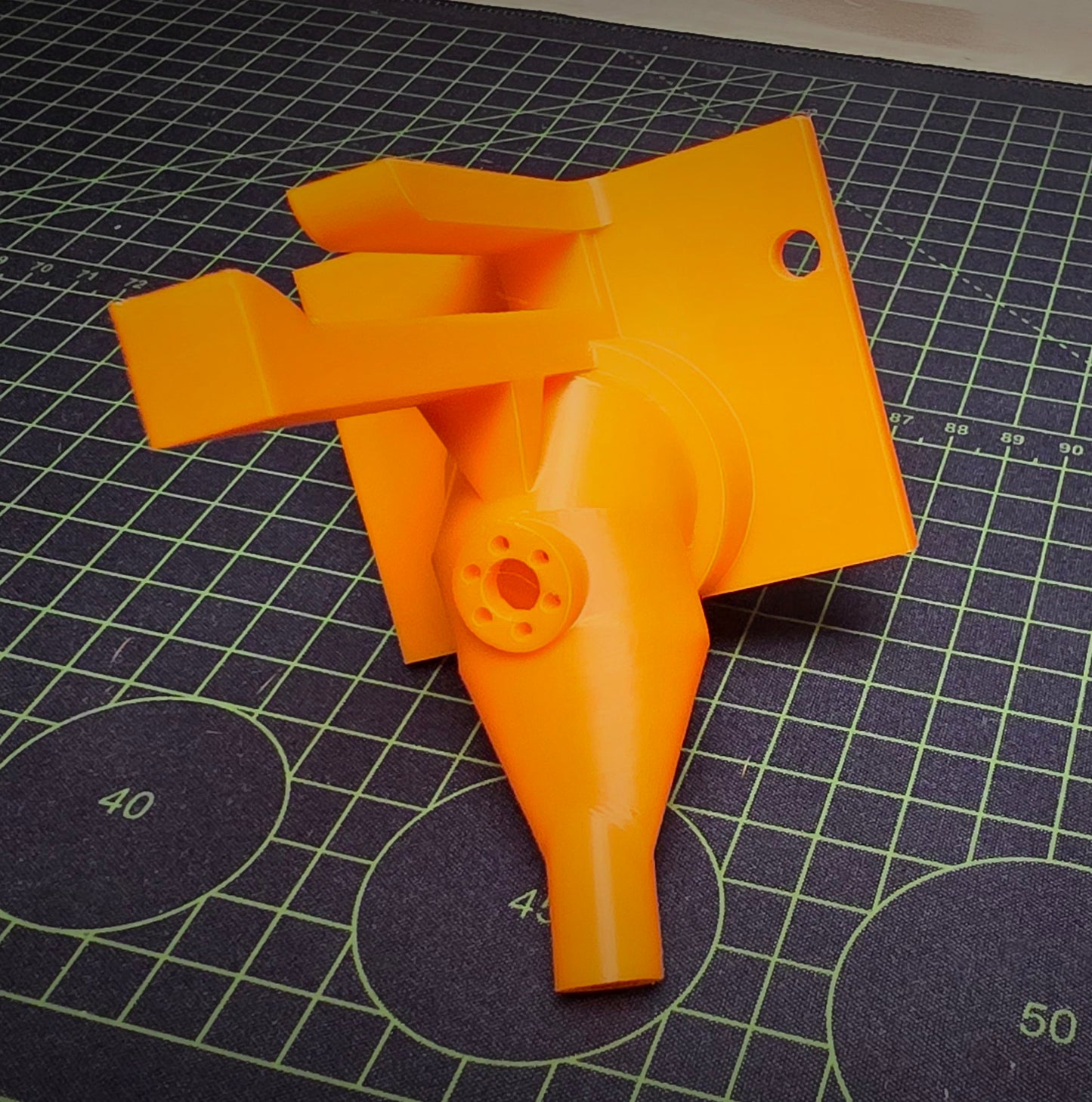 Booth Vacuum hose Passthrough